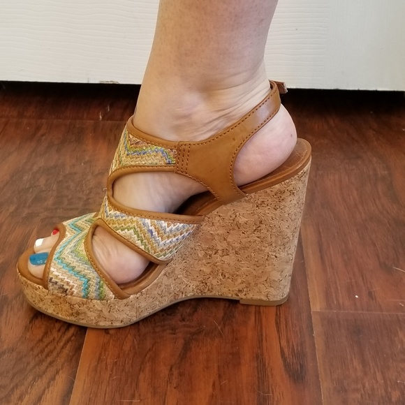 GIFTED - Picture 2 of 8